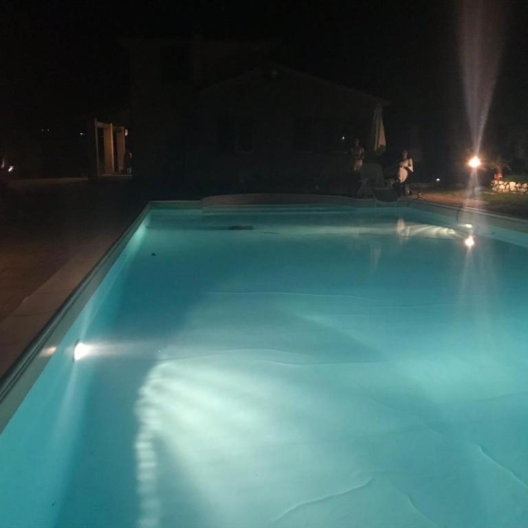 ファブロ Il Casale Di Lavinia Bed & Breakfast エクステリア 写真